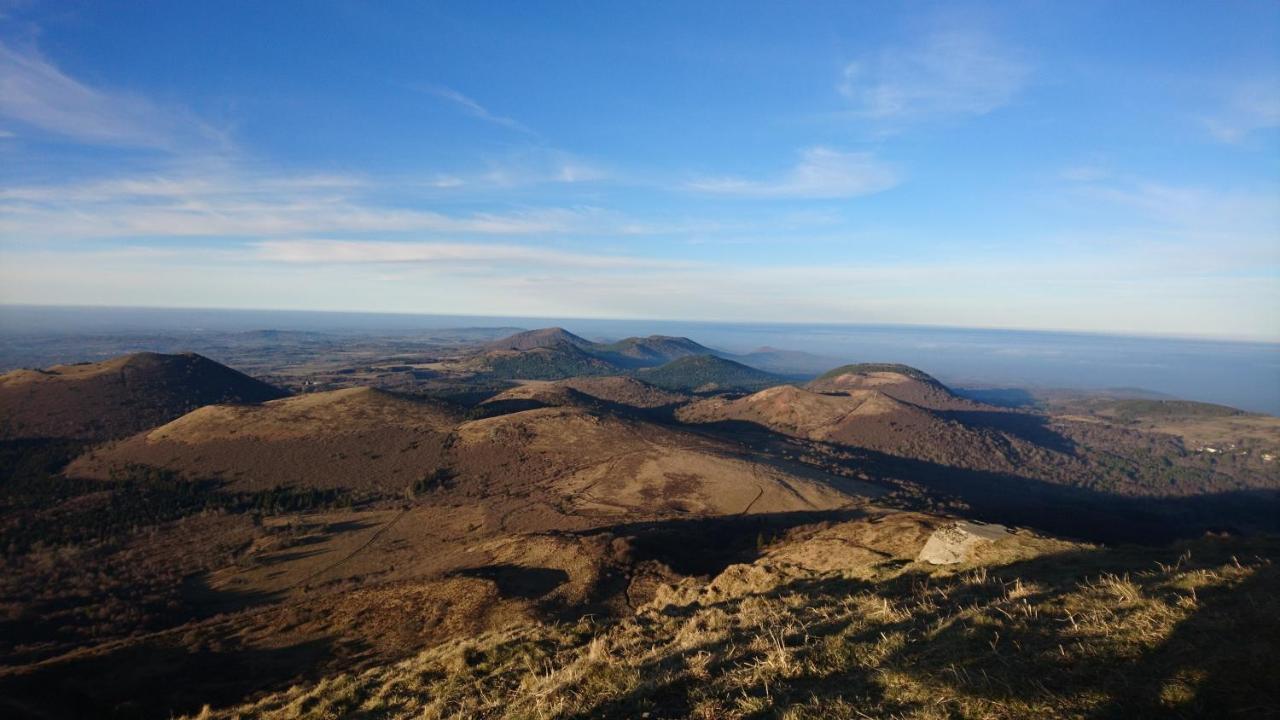 Sejour Au Coeur Des Volcans แซงตูร์ ภายนอก รูปภาพ